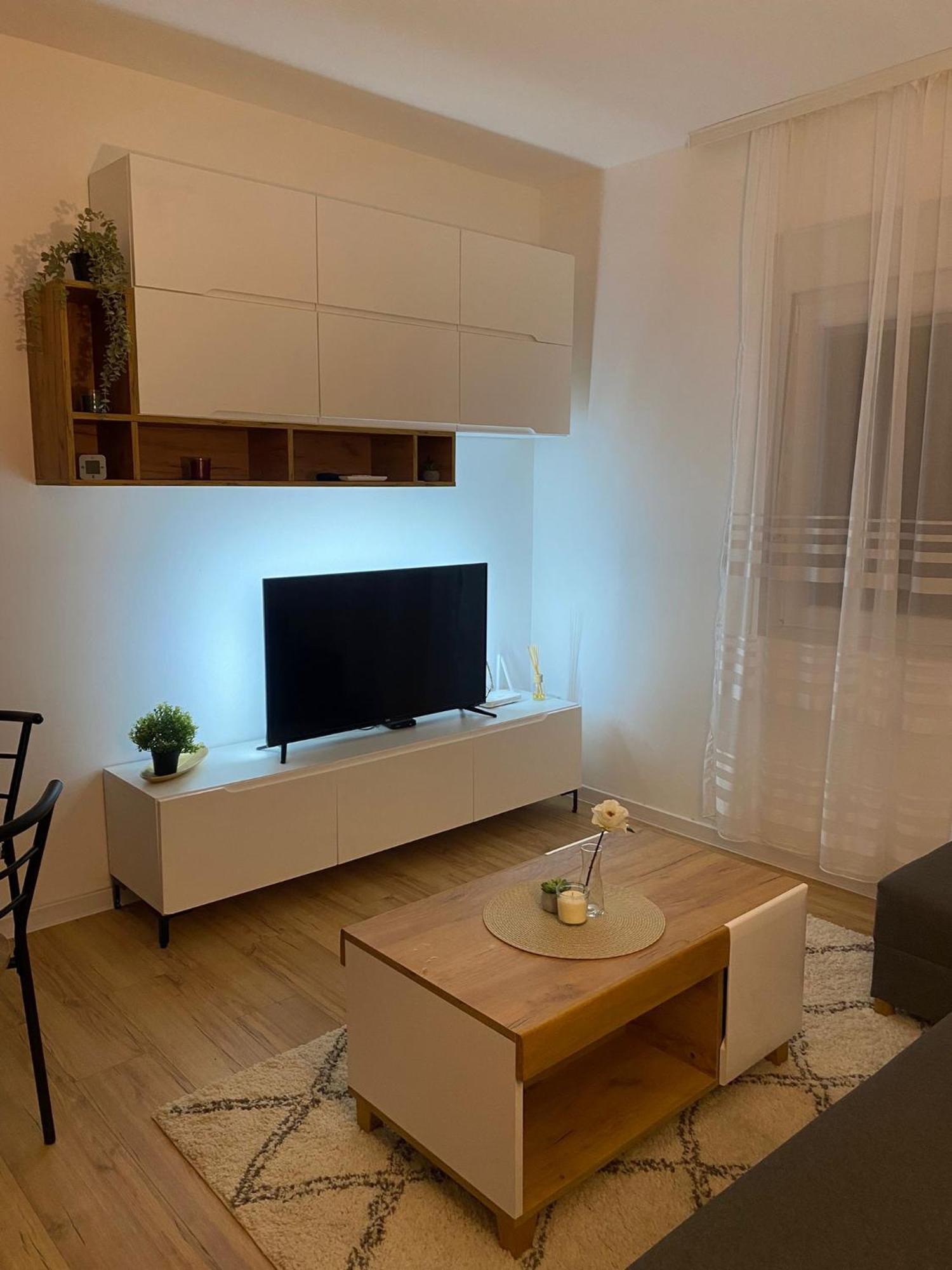 Urban Oasis Apartment Sajmiste 外观 照片