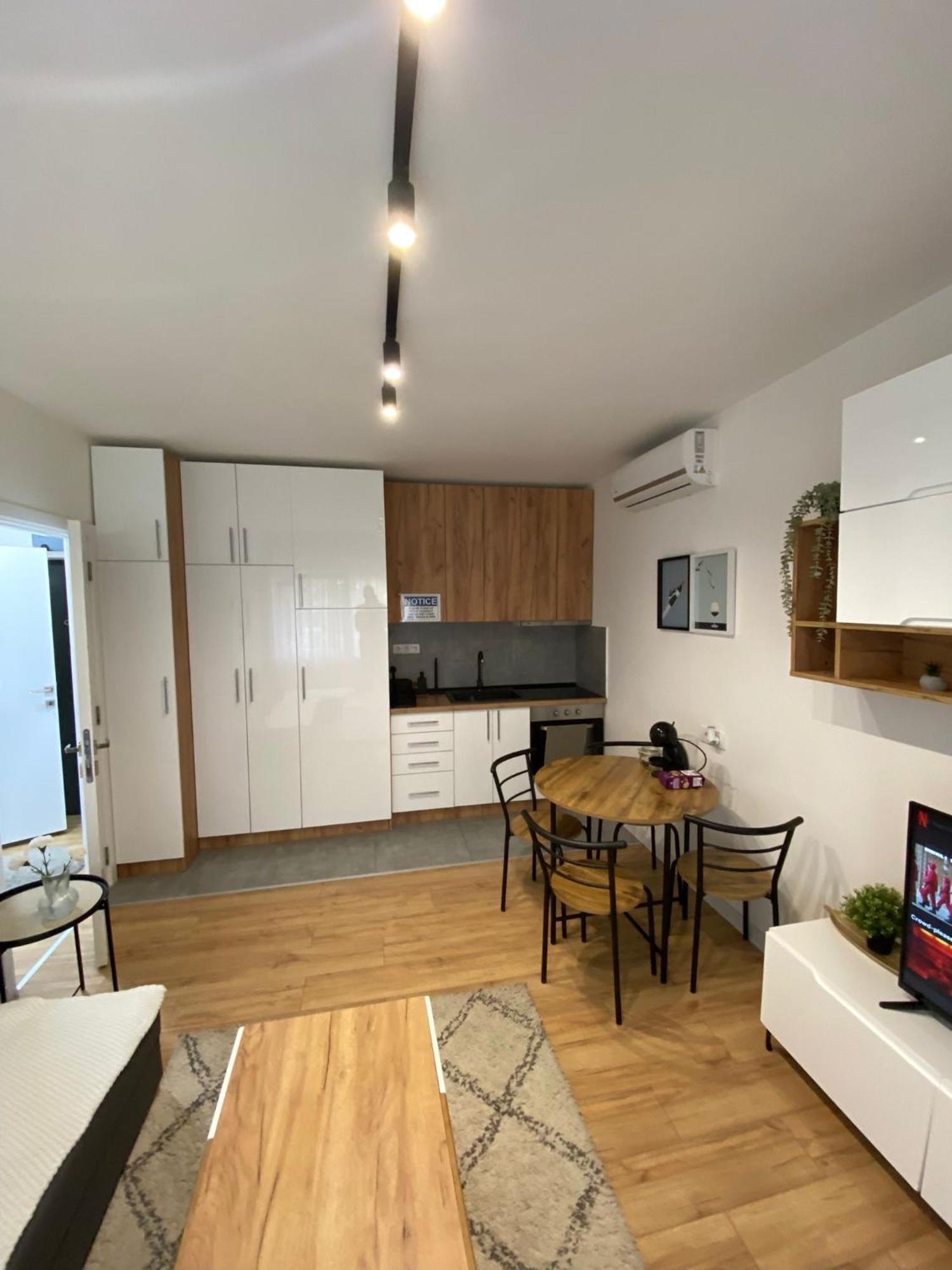 Urban Oasis Apartment Sajmiste 外观 照片